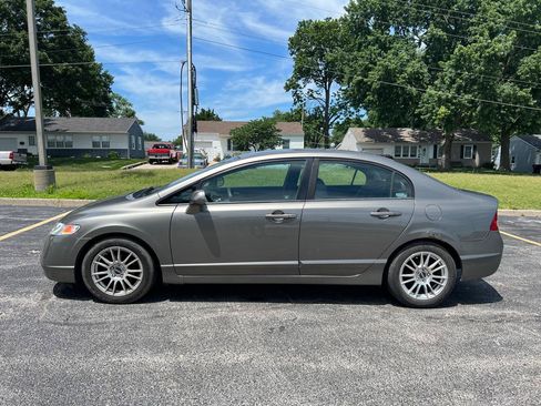 Used 2007 Honda Civic LX image 2