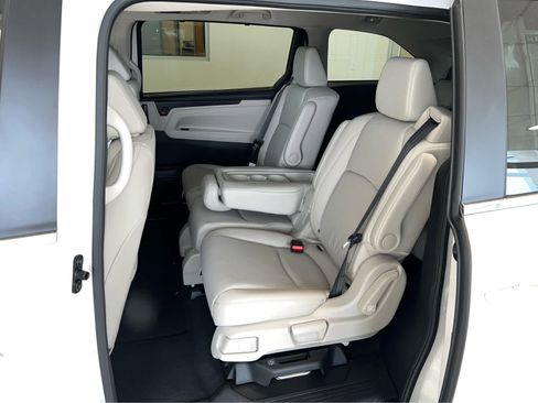 New 2026 Honda Odyssey EX-L image 12