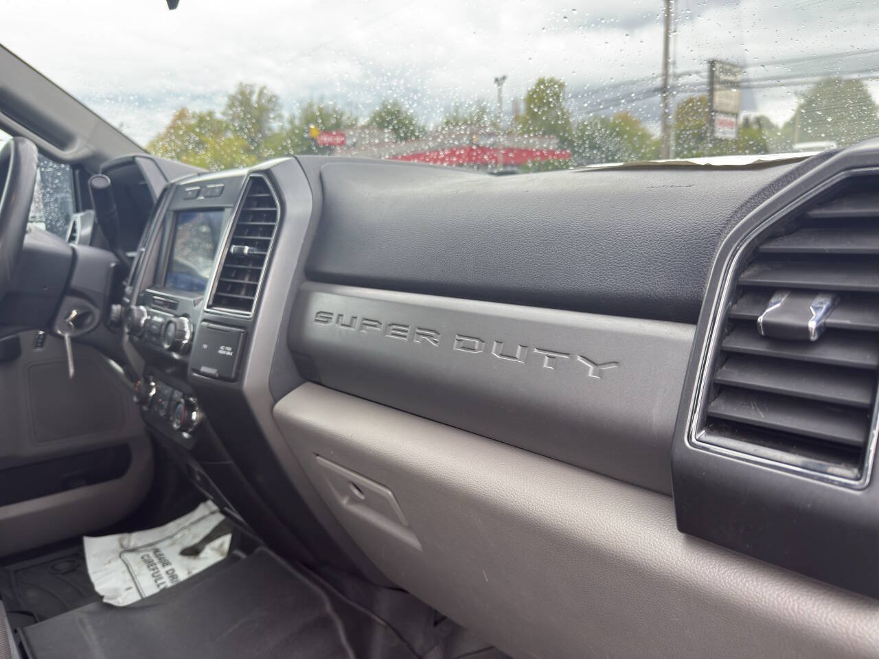 Used 2022 Ford F350 XLT w/ XLT Value Package AWD/4WD image 9