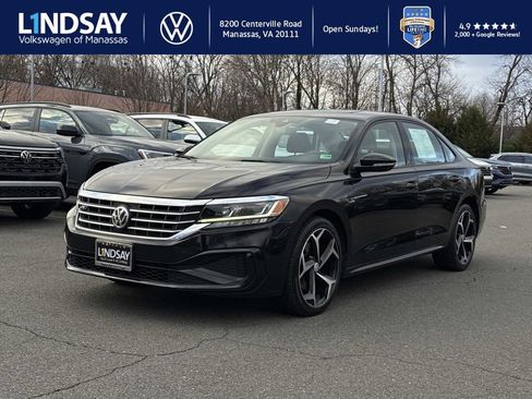 Used 2020 Volkswagen Passat 2.0T R-Line image 5