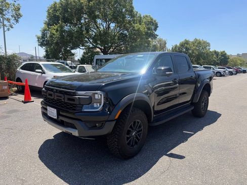 Used 2025 Ford Ranger Raptor AWD/4WD image 1