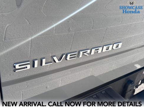 Used 2024 Chevrolet Silverado 1500 LT AWD/4WD image 10