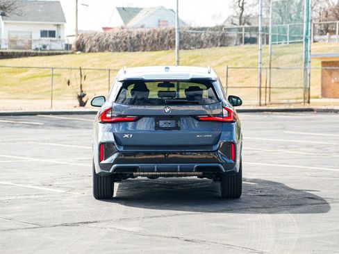 Used 2026 BMW X1 xDrive28i w/ Technology Package image 6