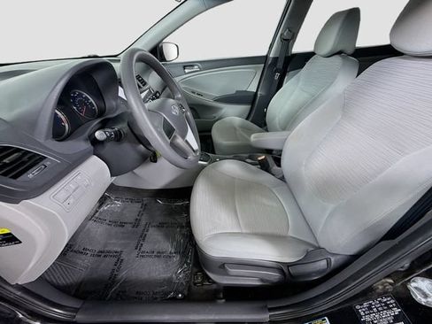 Used 2016 Hyundai Accent SE FWD image 18