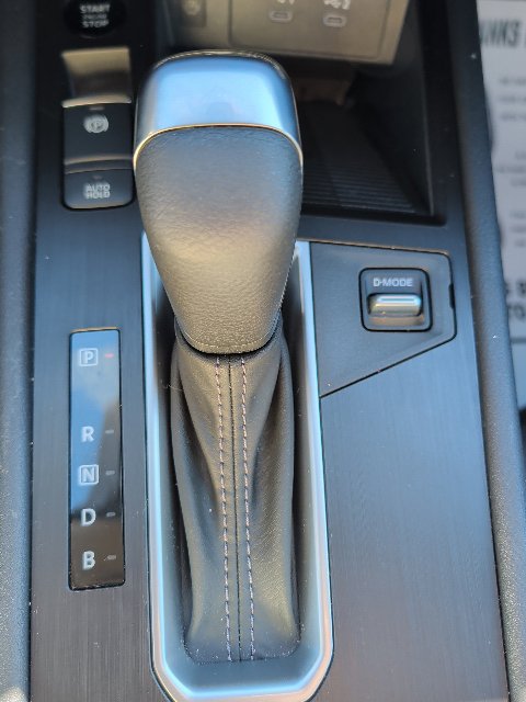 Used 2025 Nissan Kicks SV w/ Illumination Package FWD image 19