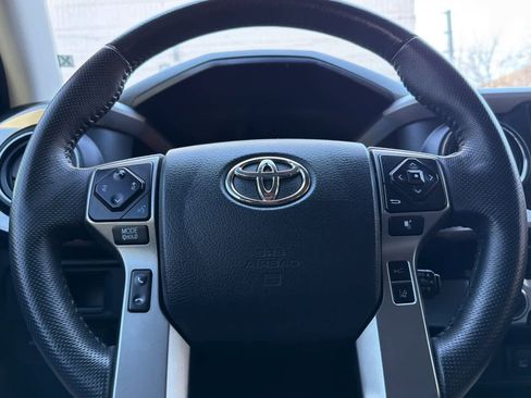 Used 2019 Toyota Tacoma SR5 image 24