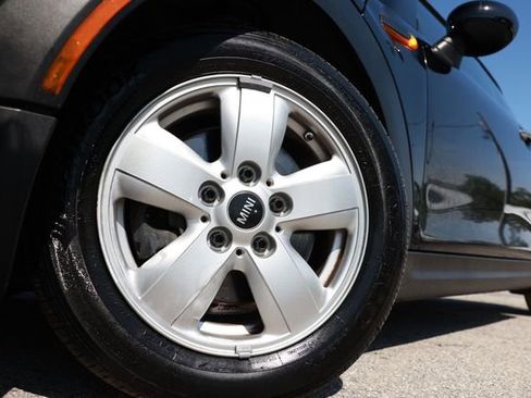 Used 2019 MINI Cooper 2-Door Hardtop image 33