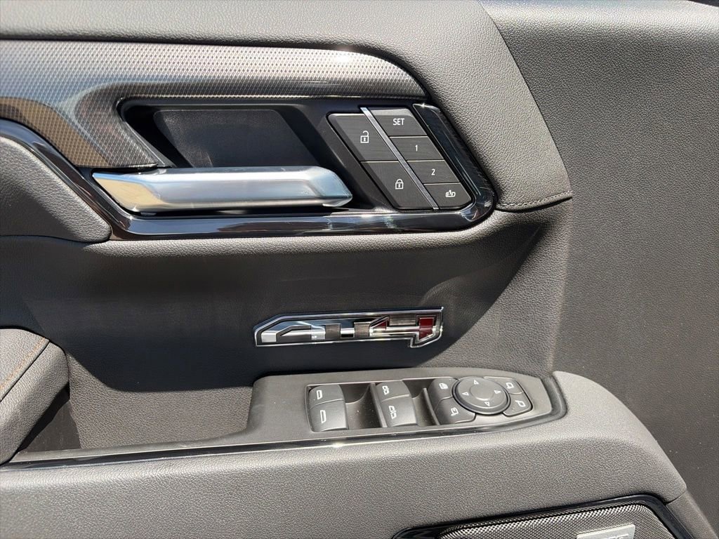 New 2026 GMC Sierra 1500 AT4 w/ AT4 Premium Package AWD/4WD image 19