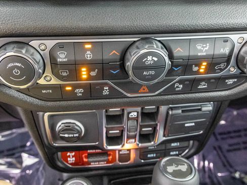 New 2026 Jeep Wrangler Unlimited Rubicon 392 w/ Dual Top Group AWD/4WD image 8