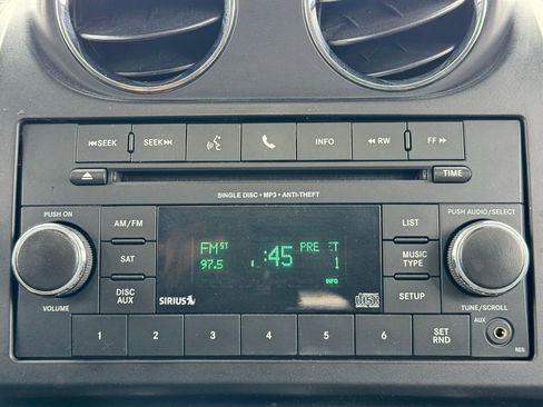 Used 2015 Jeep Patriot High Altitude image 11