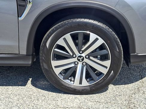 Used 2023 Mitsubishi Outlander Sport ES AWD/4WD image 8