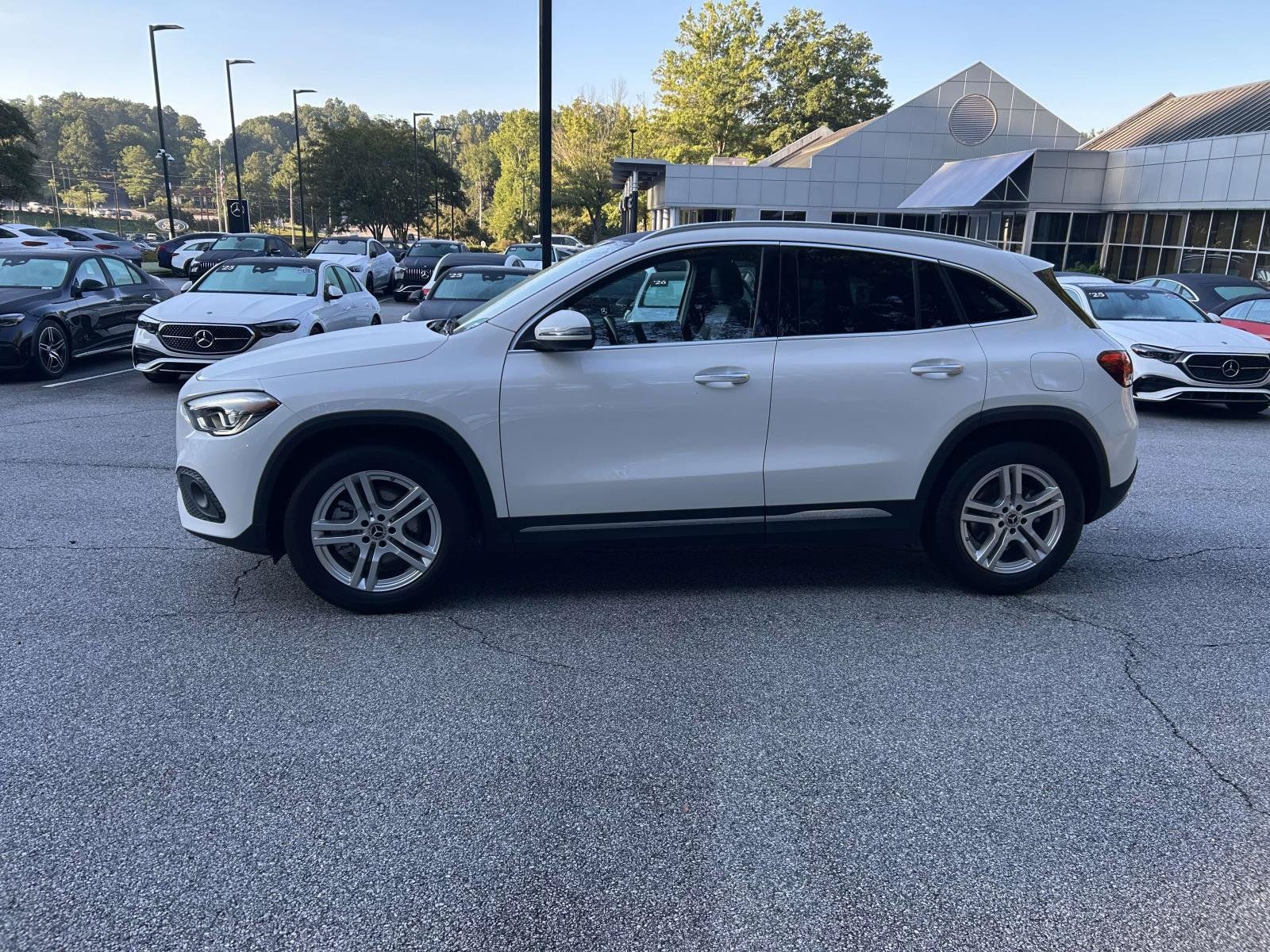 Used 2021 Mercedes-Benz GLA 250 4MATIC image 13
