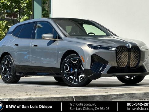 Used 2023 BMW iX xDrive50 w/ Sport Package AWD/4WD image 1