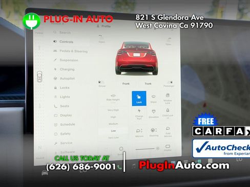 Used 2023 Tesla Model X Plaid image 23