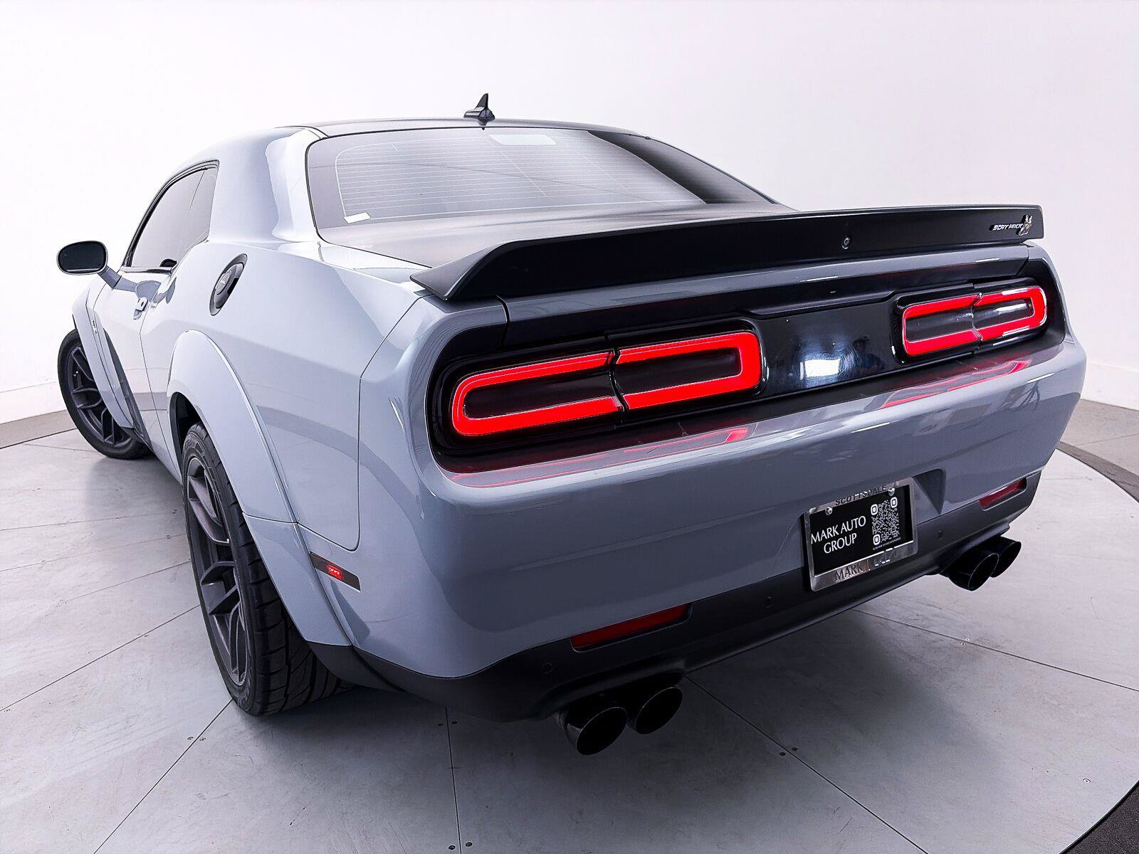 Used 2021 Dodge Challenger R/T Scat Pack RWD image 5