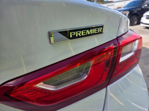 Used 2017 Chevrolet Malibu Premier w/ Driver Confidence Package FWD image 17