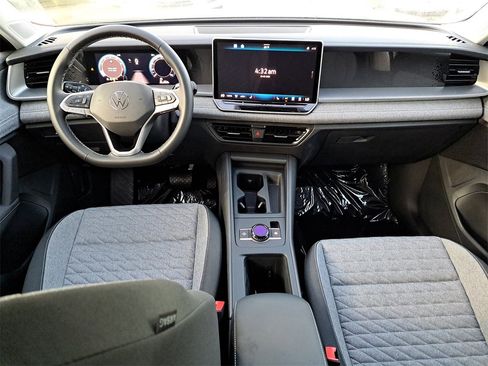 New 2026 Volkswagen Tiguan S image 6