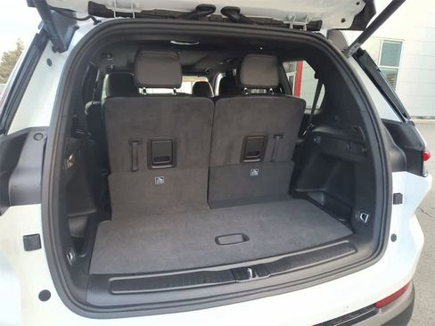 New 2025 Jeep Grand Cherokee L Limited w/ Trailer Tow Package image 25