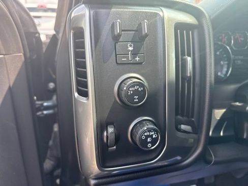 Used 2018 Chevrolet Silverado 1500 LT w/ All Star Edition AWD/4WD image 17