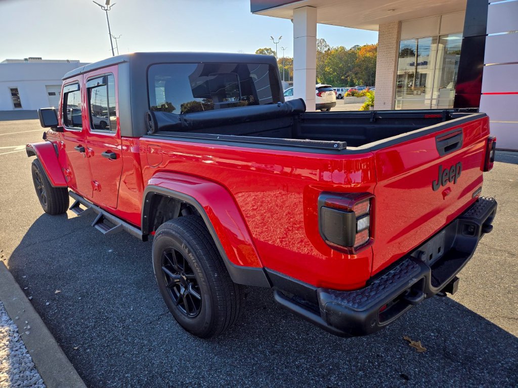 Used 2021 Jeep Gladiator Sport AWD/4WD image 7