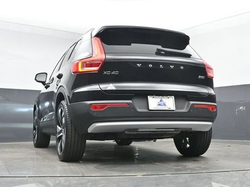 Used 2023 Volvo XC40 B5 Plus w/ Protection Package Premier AWD/4WD image 50