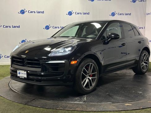 Used 2023 Porsche Macan S w/ Premium Package Plus image 7
