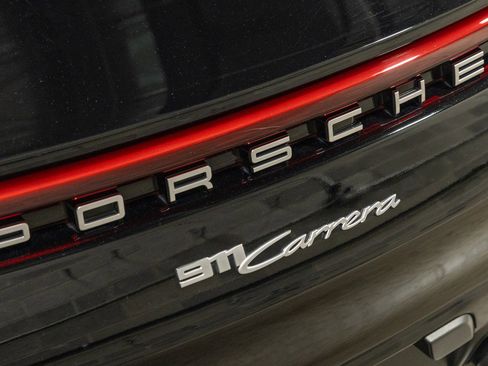 Used 2020 Porsche 911 Carrera RWD image 13
