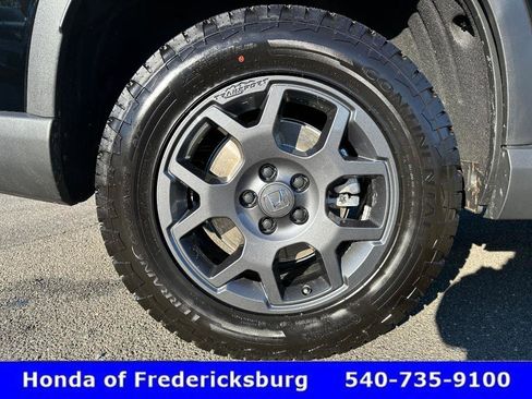 Certified 2025 Honda Pilot TrailSport image 15