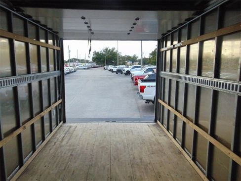 Certified 2024 Ford E-450 and Econoline 450 Super Duty w/ Power Windows & Locks Group image 9