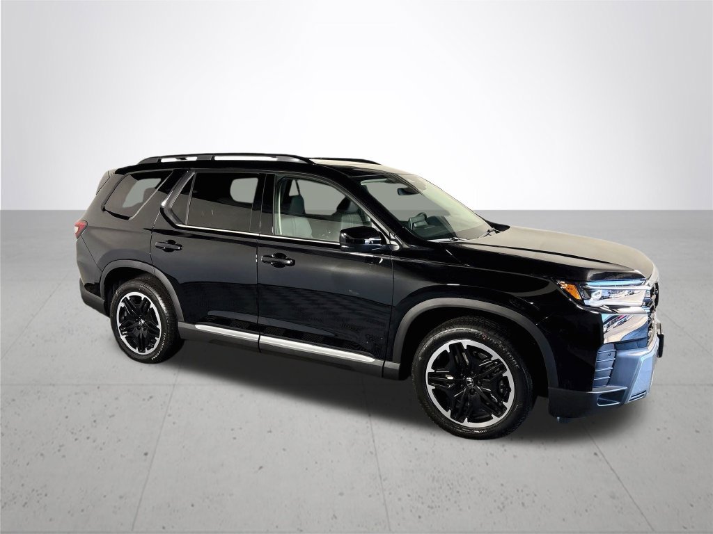 New 2026 Honda Pilot Touring image 4