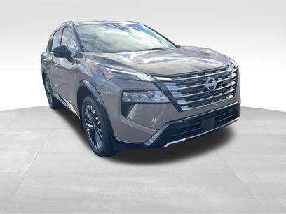 Used 2024 Nissan Rogue Platinum w/ Platinum Premium Package