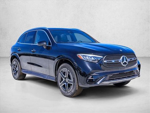 New 2026 Mercedes-Benz GLC 300 4MATIC image 3