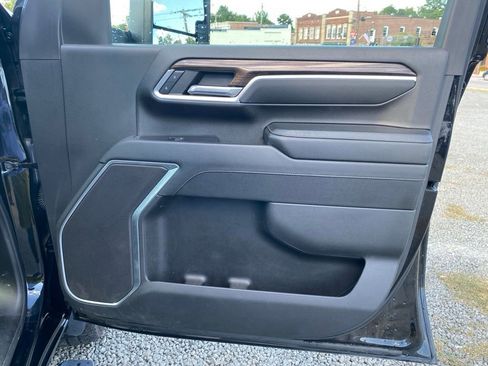 Used 2024 Chevrolet Silverado 2500 LT image 20