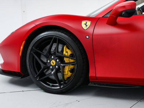 Used 2023 Ferrari F8 Tributo image 17