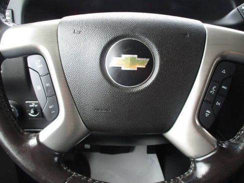 Used 2017 Chevrolet Express 3500 LT w/ LT Preferred Equipment Group RWD image 20