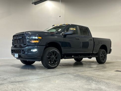 New 2026 RAM 2500 Big Horn image 2