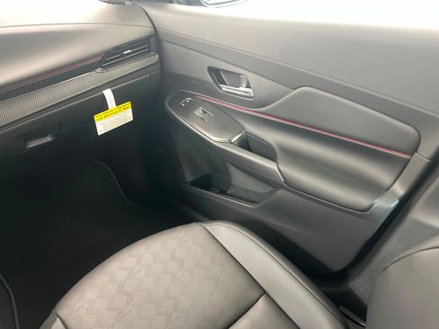 New 2026 Nissan Sentra SR w/ SR Premium Package FWD image 10