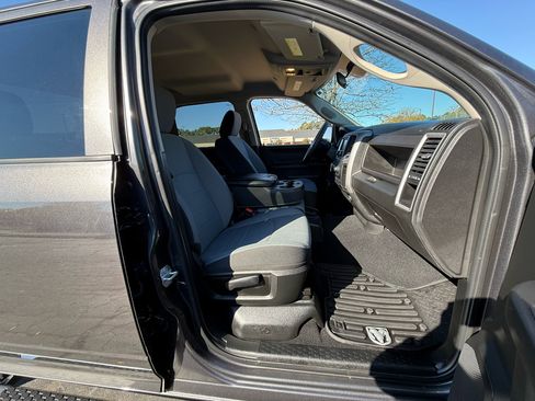 Used 2021 RAM 1500 Tradesman w/ Tradesman SXT Package image 19