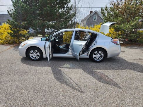Used 2010 Nissan Altima 2.5 SL w/ SL Pkg image 28