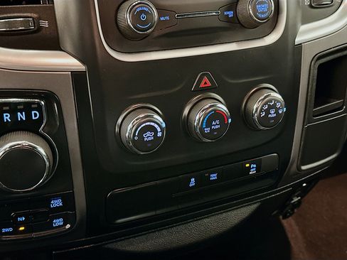 Used 2024 RAM 1500 Classic Warlock image 24