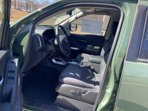 New 2025 Nissan Frontier SV image 15