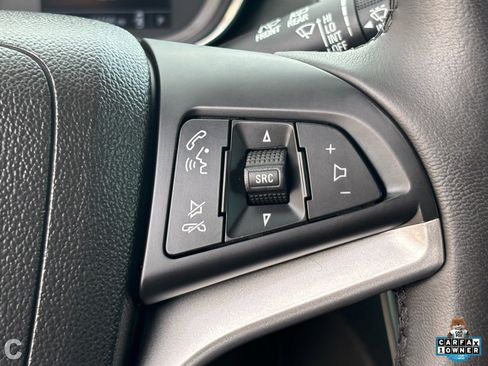 Used 2020 Chevrolet Trax LT w/ Driver Confidence Package image 12