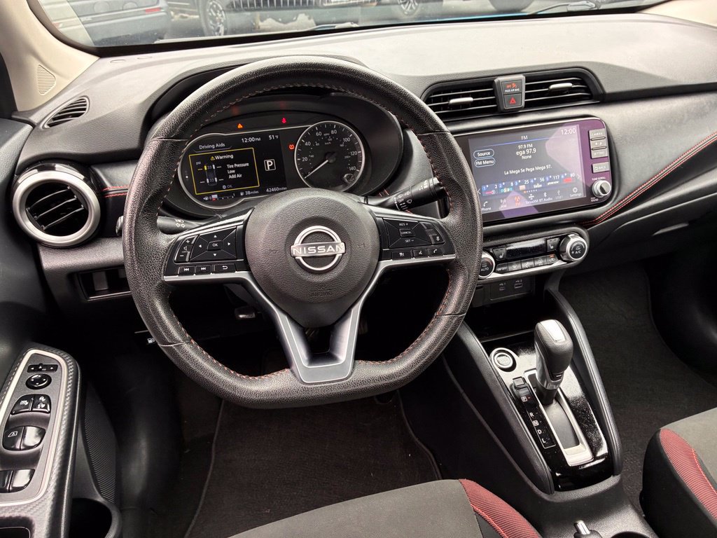 Used 2025 Nissan Versa SR FWD image 28