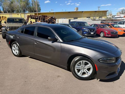 Used 2022 Dodge Charger SXT RWD image 1