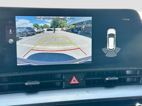 Used 2024 Kia Sportage EX image 14