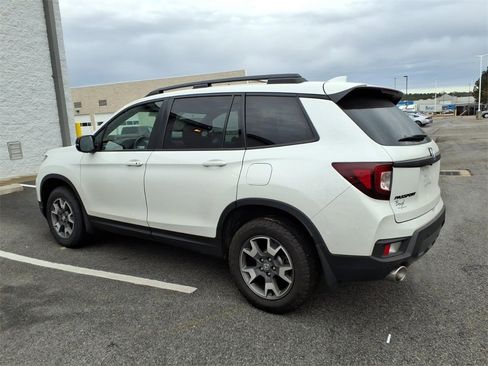 Used 2022 Honda Passport TrailSport image 6