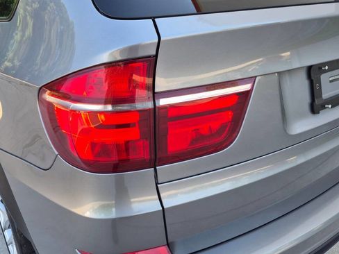 Used 2011 BMW X5 xDrive35i image 19