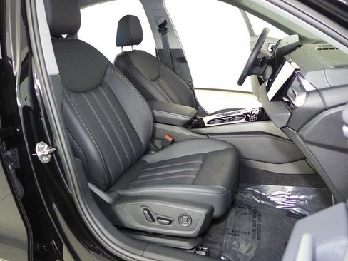 Used 2025 Audi A5 2.0T Premium w/ Convenience Package image 19