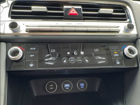 Used 2026 Genesis G70 2.5T RWD image 46