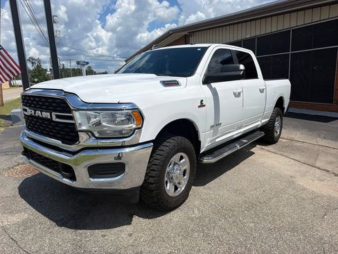 Used 2022 RAM 2500 Big Horn AWD/4WD image 1